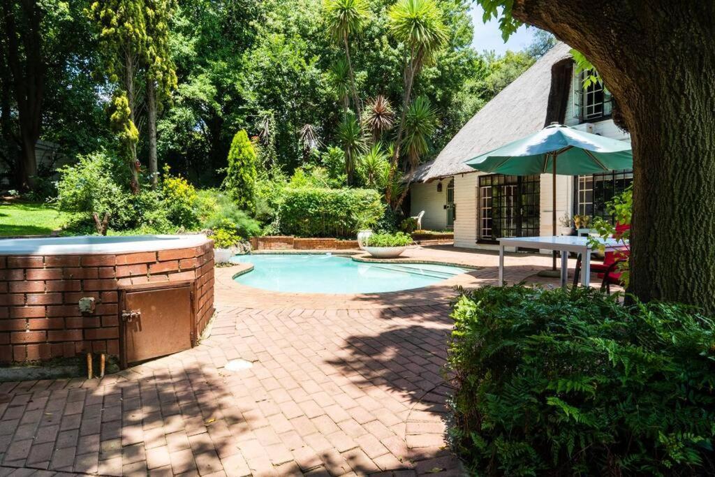 The Juweel House Apartment